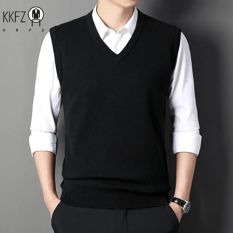 2026 Autumn Winter New Men's Solid Color V-neck Knitted Vest Casual Fashion Warm Sweater Versatile Top