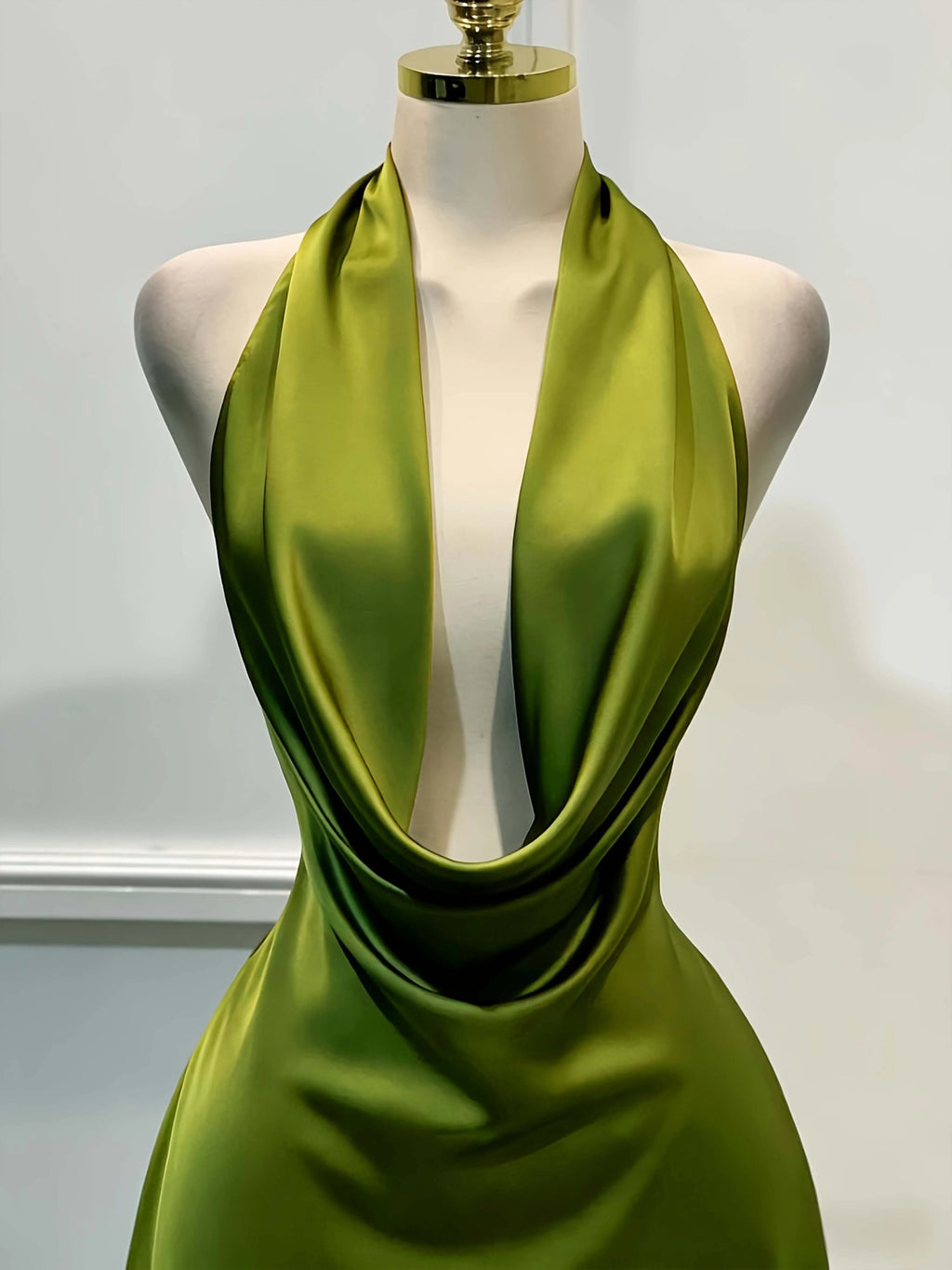Open-Back Satin Midi Dress – Zipper Fitted Cocktail