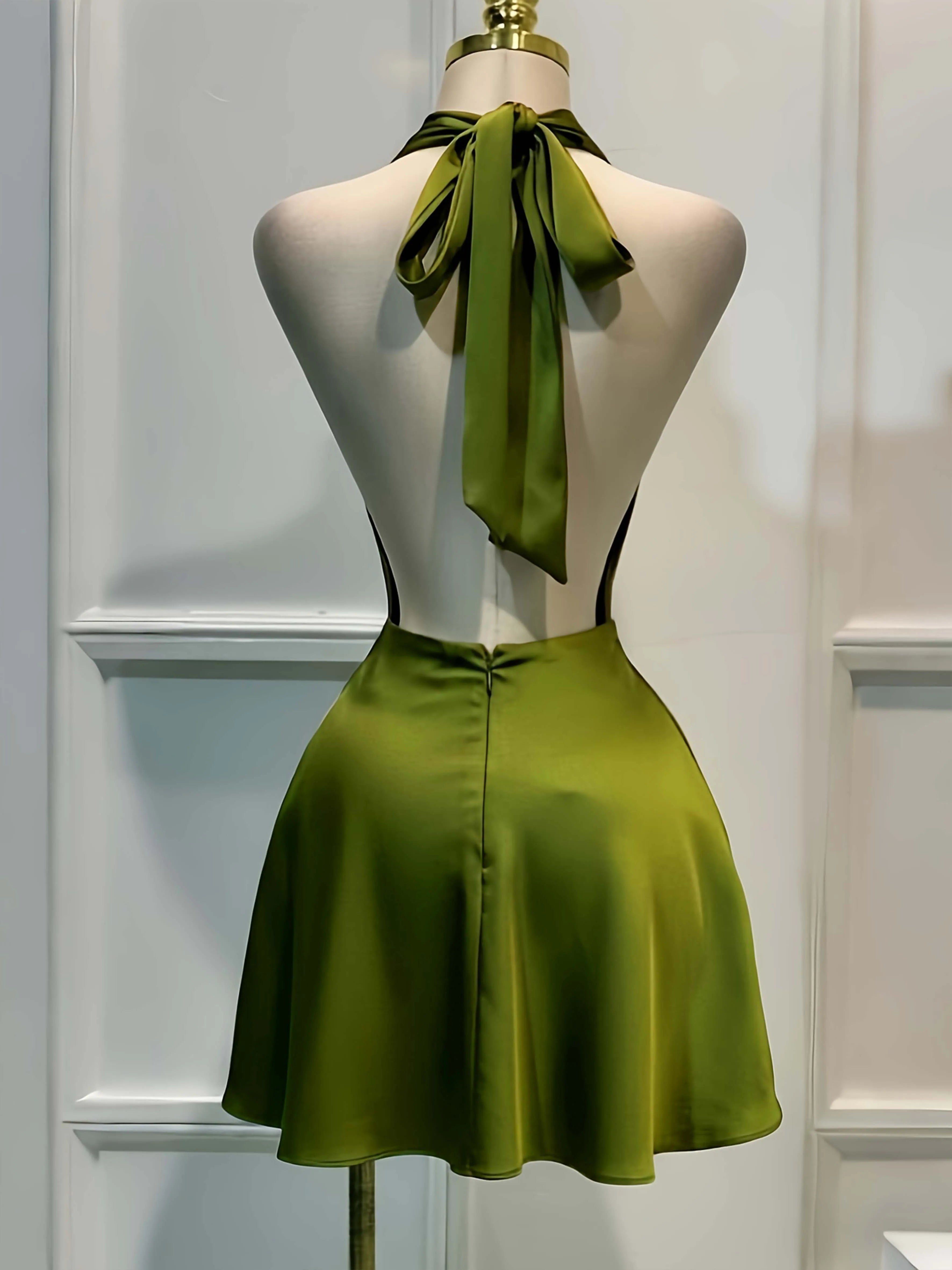 Open-Back Satin Midi Dress – Zipper Fitted Cocktail