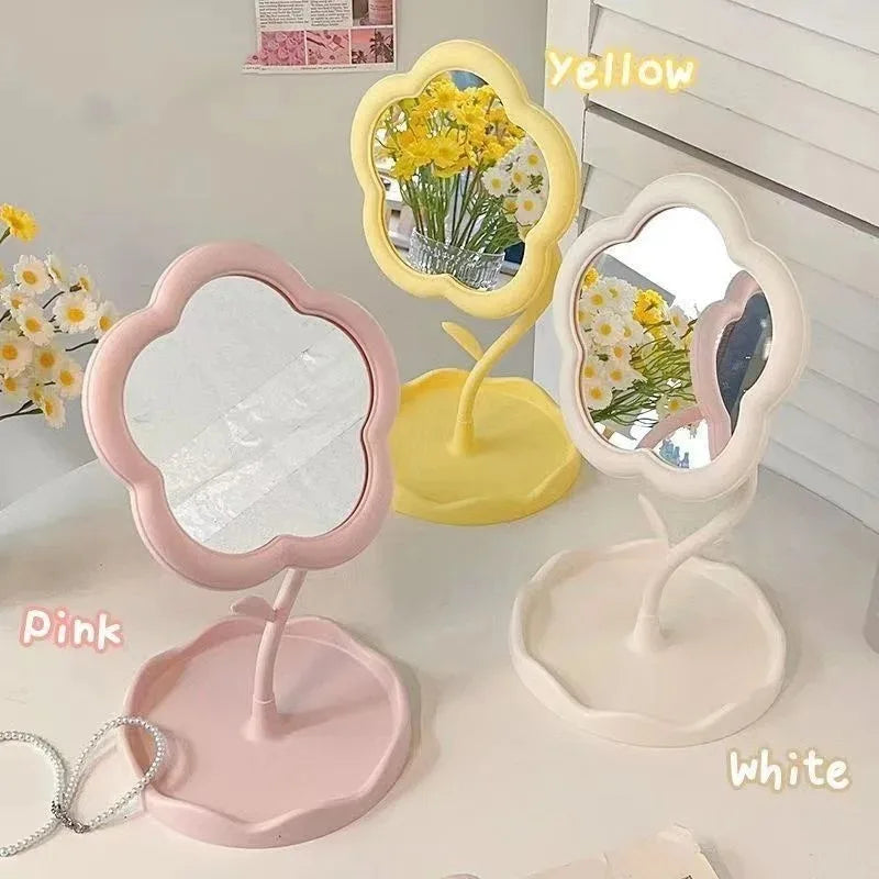 Flower-Shaped Desktop Dressing Mirror – 3 Colors