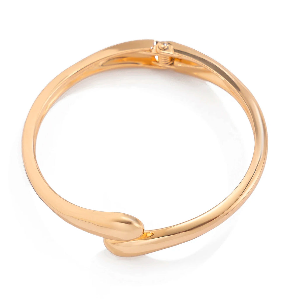 Creative Water Drop Wide Metal Bangle for Women Gold Color Geometric Twisted Bracelets Steampunk Couple Jewelry Gift