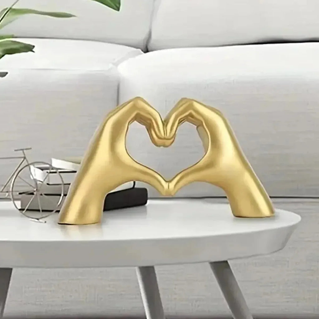 10cm 1Pc Heart Hand Gesture Sculpture Modern Abstract Finger Statue Personalized Desktop Home Decor Ornament