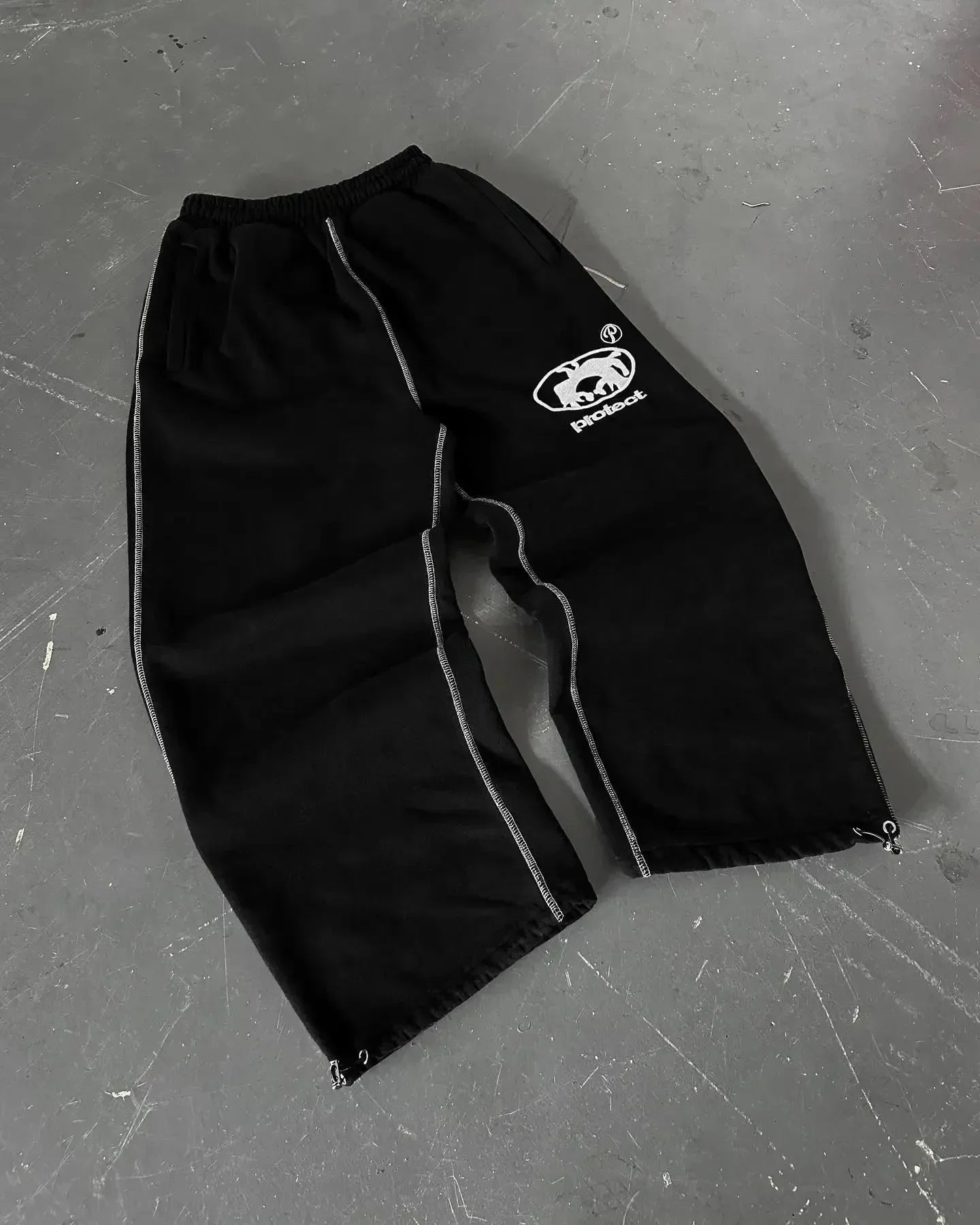 Y2K Cargo Joggers –  Unisex-Wide-Leg Harajuku Street Trousers